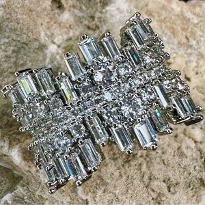 NEW Irregular Multi-Cut Cubic Zirconia Crystals Silver-Plated Wide Band Ring